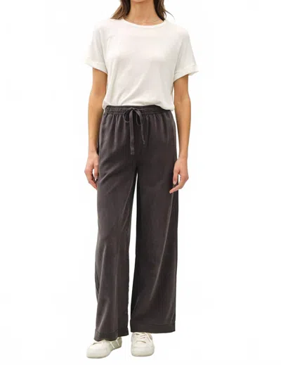 Be Cool Women's Relax Wide Leg Pant In Stonewash In Black