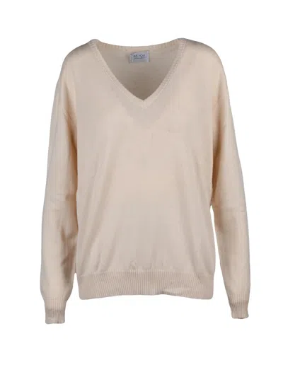 Be You Cashmere Knit Pullover With Classic V-neck And Ribbed Cuffs In Neutral