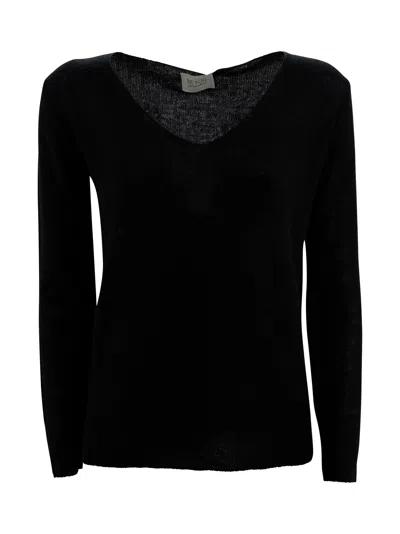 Be You Cloud Cashmere V-neck Jumper In Black