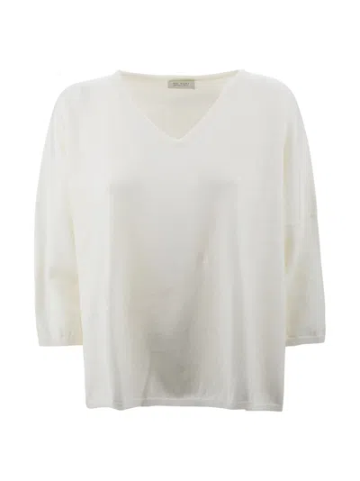 Be You V-neck Sweater In White