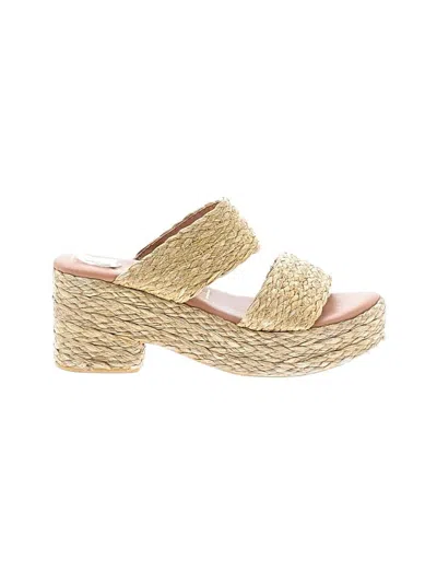 Pre-owned Beach By Matisse Wedges In Gold
