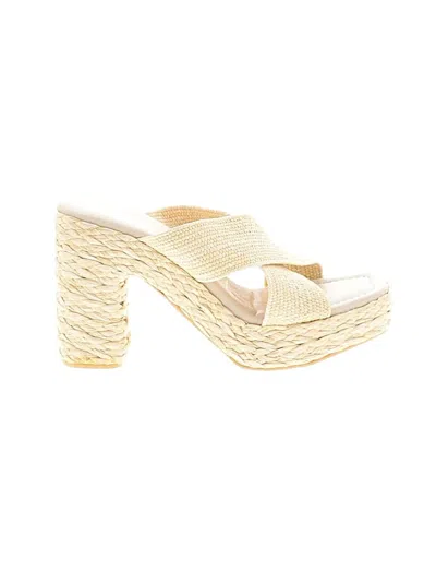Pre-owned Beach By Matisse Wedges In Ivory