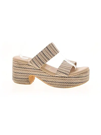 Pre-owned Beach By Matisse Wedges In Tan