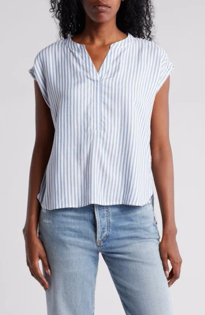 Beachlunchlounge Ana Stripe Split Neck Top In Dodger Blue