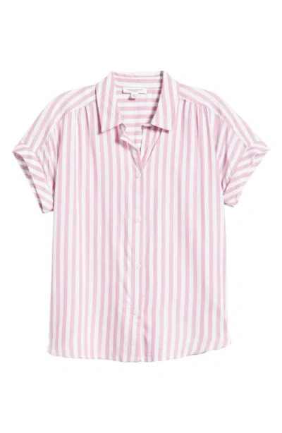 Beachlunchlounge Darby Short Sleeve Button-up Shirt In Pink