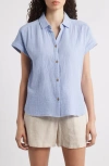 Beachlunchlounge Dawson Short Sleeve Cotton Button-up Shirt In Light Denim