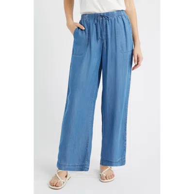 Beachlunchlounge Inaya Chambray Drawstring Ankle Pants In Blue