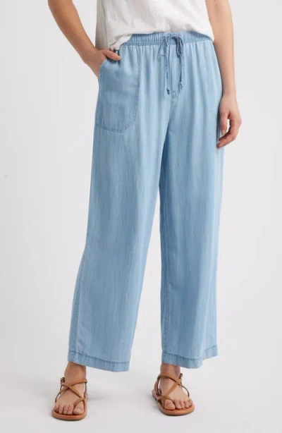 Beachlunchlounge Inaya Chambray Drawstring Pants In Light Wash