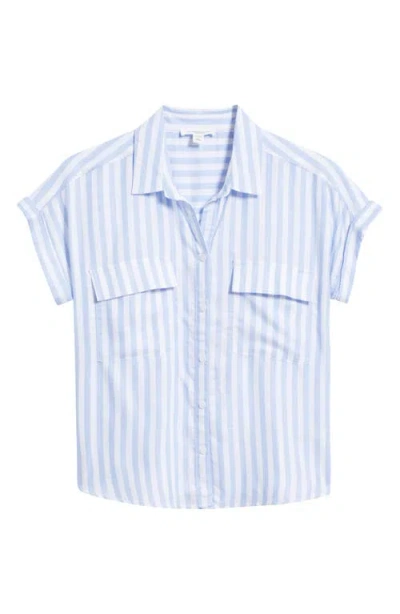 Beachlunchlounge Kaiana Stripe Short Sleeve Button-up Shirt In Blue Veil