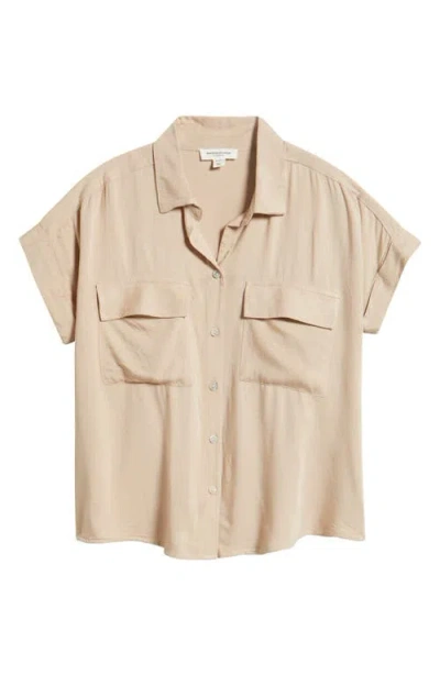 Beachlunchlounge Kia Short Sleeve Button-up Shirt In Gray