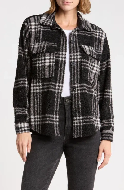 Beachlunchlounge Tory Boxy Crop Plaid Shacket In Black