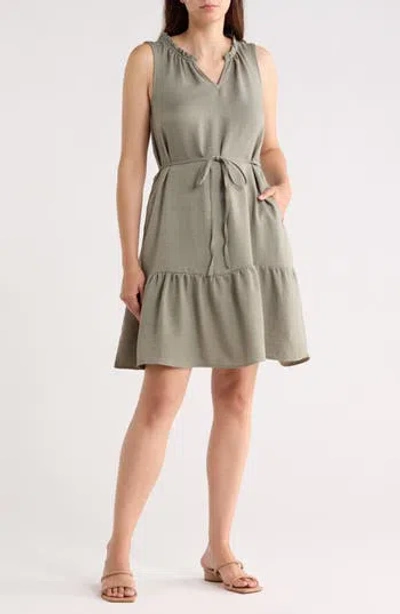 Beachlunchlounge Zendaya Drawstring Dress In Green