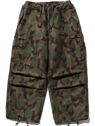 Beams Camouflage-print Trousers In 绿色