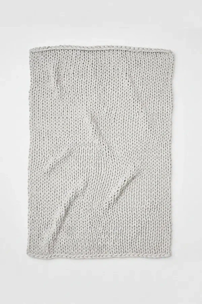 Bearaby Cotton Knitted 5-lb Weighted Travel Blanket In Moonstone Grey At Urban Outfitters