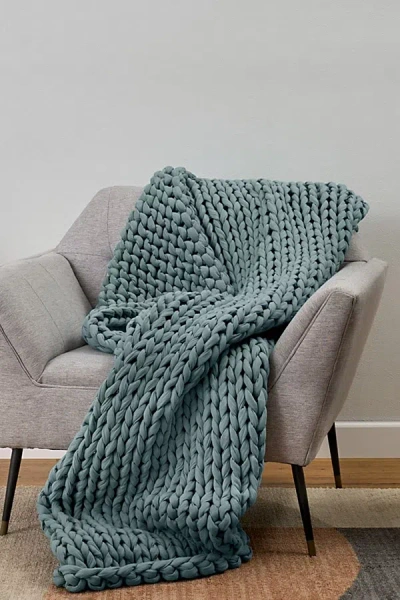 Bearaby Cotton Knitted Weighted Blanket In Blue Spruce At Urban Outfitters
