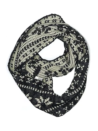 Pre-owned Bearpaw Scarf In Black