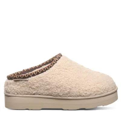 Bearpaw Women's Sunggle Martis Slippers In Oat