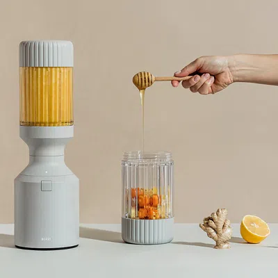 Beast B10 Hydration Blend Blender In Grey