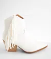 Beast Fashion Women Bonnie Boots In White