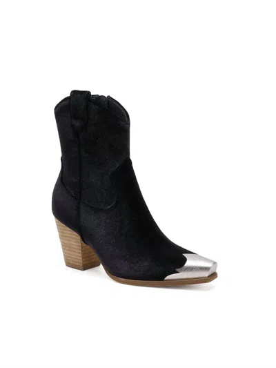 Beast Fashion Women's Dakota Velvet Western Booties In Black