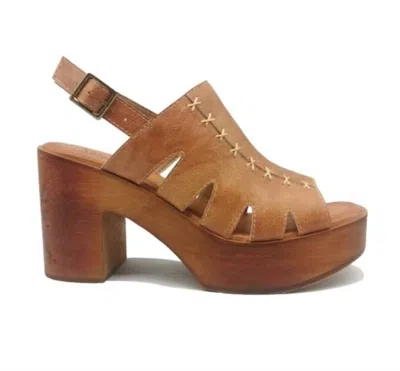 Beast Fashion Women's Fontella Platform Sandal In Tan