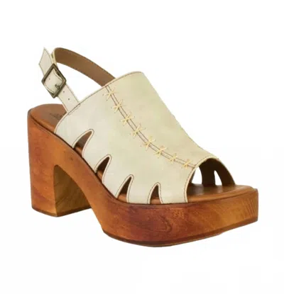 Beast Fashion Women's Fontella Sandals In Cream In White