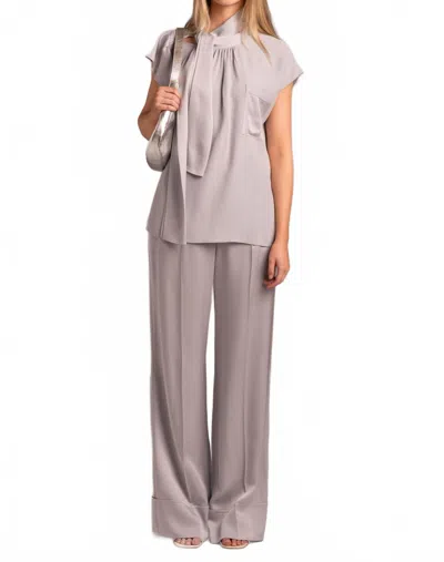 Beatrice B Flowy Trouser Pant With Seam In Moonstruck In Gray