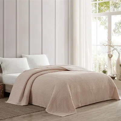 Beatrice Home Fashions Channel Chenille Bedspread