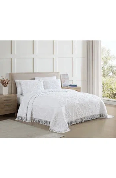 Beatrice Home Fashions Lotus Chenille Comforter In White