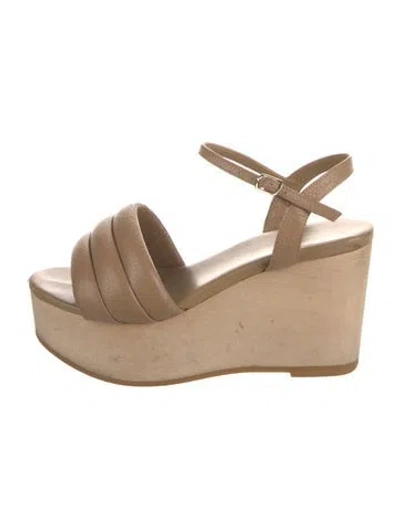Pre-owned Beatrice Valenzuela Leather Sandals In Neutral