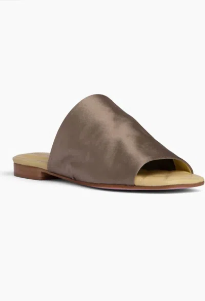 Beautiisoles By Robyn Shreiber April Sandals In Brown