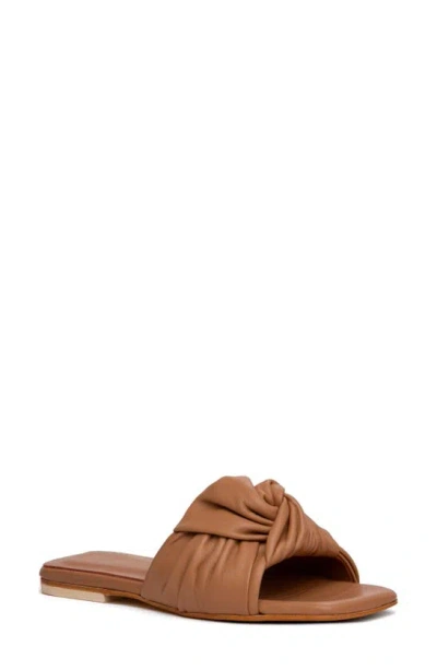 Beautiisoles Lia Slide Sandal In Tan