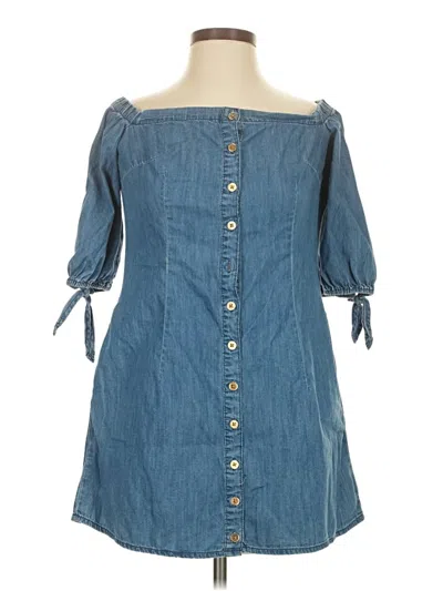 Pre-owned Bebe 3/4 Sleeve Button Down Shirt In Blue