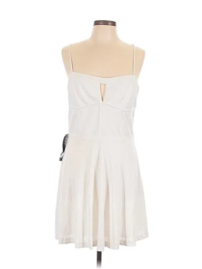 Pre-owned Bebe Casual Dress In White