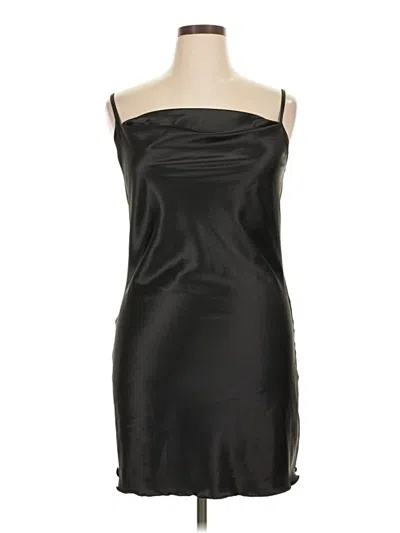 Pre-owned Bebe Cocktail Dress In Black