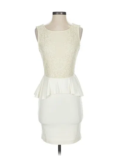 Pre-owned Bebe Cocktail Dress In Ivory