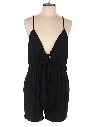 Pre-owned Bebe Romper In Black