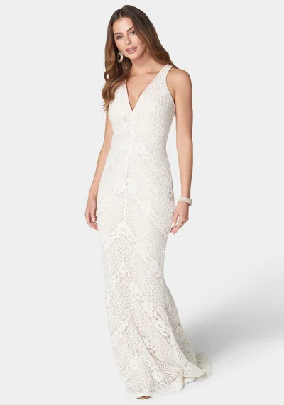 Bebe Sleeveless Lace Gown In White,nude