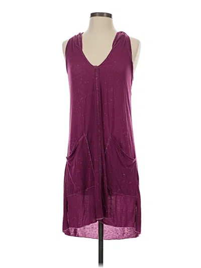 Pre-owned Becca Casual Dress In Burgundy