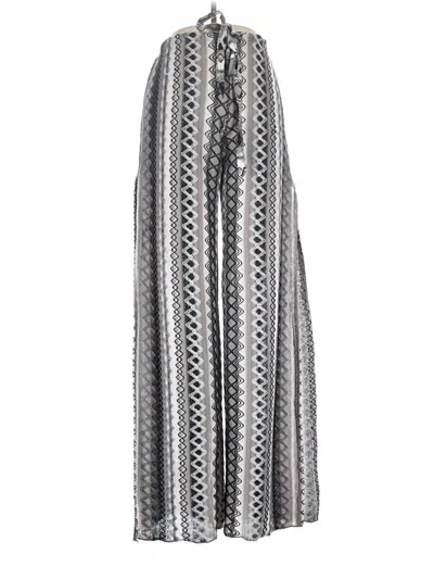 Pre-owned Becca Casual Pants In Silver