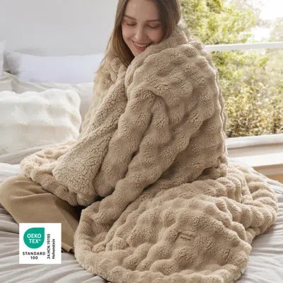 Bedsure Bubble Faux Fur Bed Throw Blanket – Soft Cozy Sherpa Blanket For Dorm Bed & Sofa – Doeskin– Ideal Gi