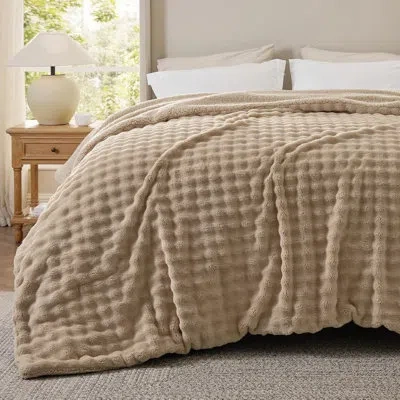 Bedsure Bubble Sherpa Blanket King For Bed - Faux Fur Fuzzy Fleece Thick Warm Blanket For Winter, Soft Cozy  In Doeskin