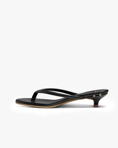 Beek Corella In Black