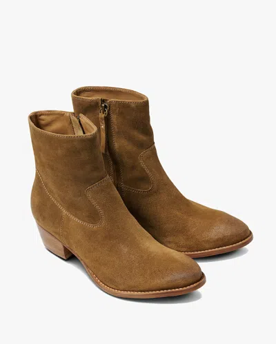Beek Cuervo - Chestnut In Brown