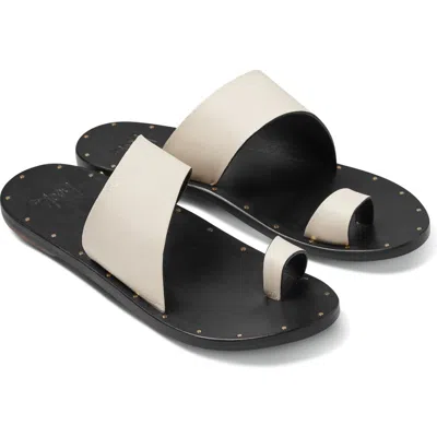 Beek Finch Sandal In Eggshell/black