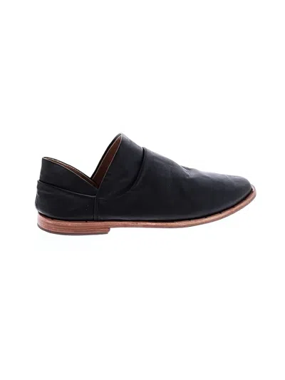 Pre-owned Beek Flats In Black