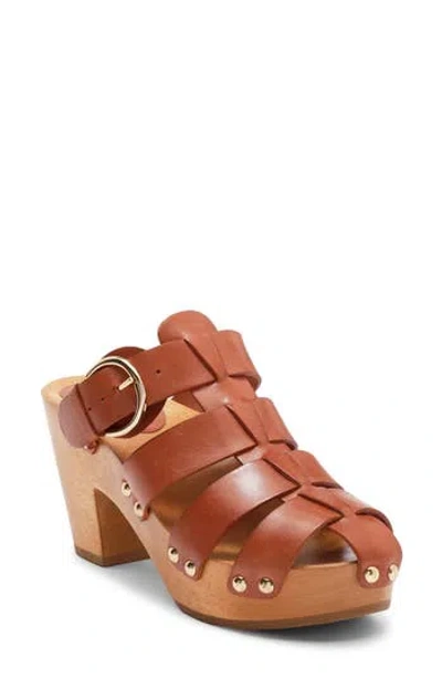 Beek Magpie Platform Sandal In Brown