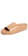 Beek Pelican Sandals Honey/honey