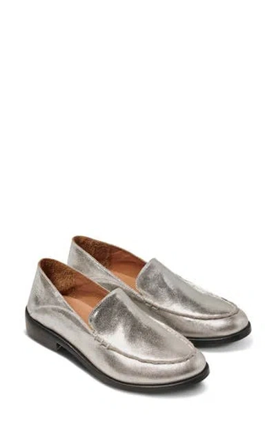 Beek Pepper Loafer In Silver