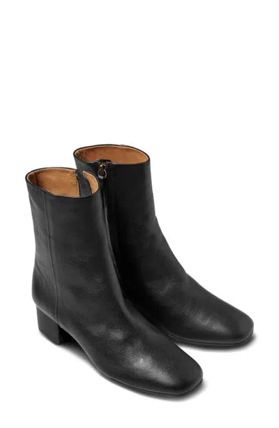 Beek Raven Leather Bootie In Black